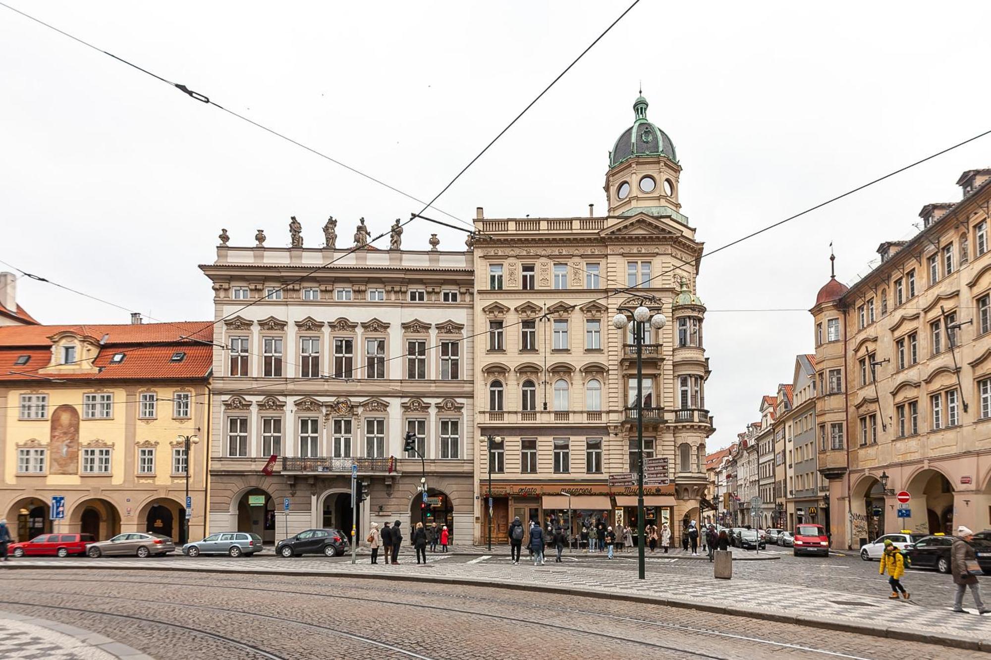 Royal Apartment By Charles Bridge View Of Saint Nicholas Church Apartment Prag